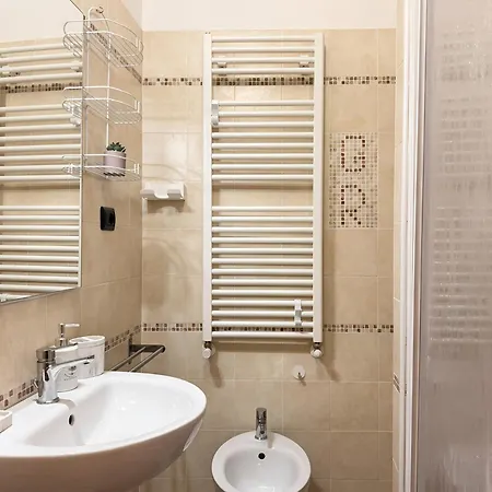 Casa Di Holly - Historic Charm - Italywego Apartment