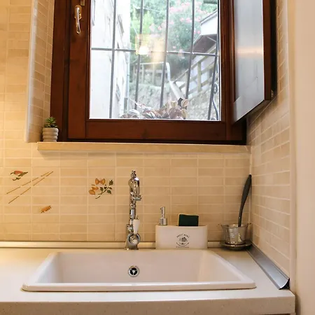 Apartment Casa Di Holly - Historic Charm - Italywego *