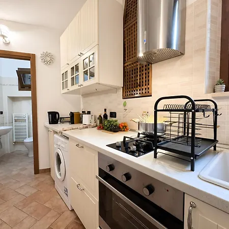 Apartment Casa Di Holly - Historic Charm - Italywego